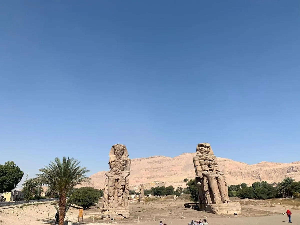 Moon House Of Luxor Daire