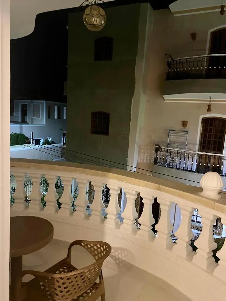 Moon House Of Luxor Lejlighed
