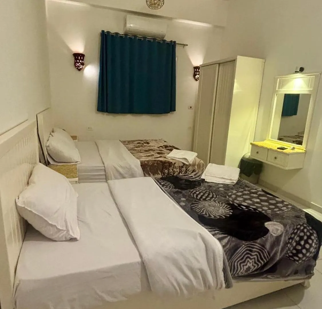 Apartamento Moon House Of Luxor 0*,